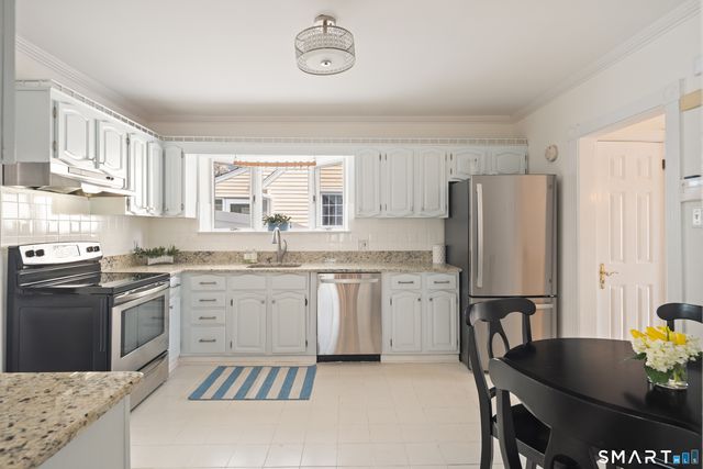 5 Fitch Avenue, Darien, CT 06820