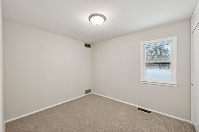 300 106th Avenue NW, Coon Rapids, MN 55448