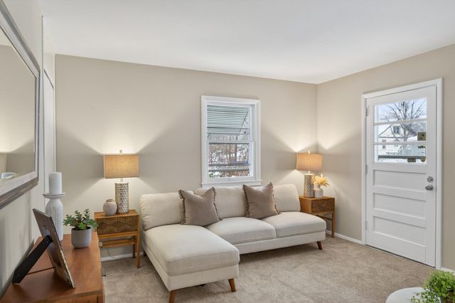 300 106th Avenue NW, Coon Rapids, MN 55448