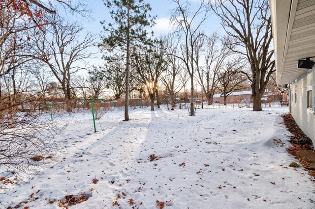 300 106th Avenue NW, Coon Rapids, MN 55448