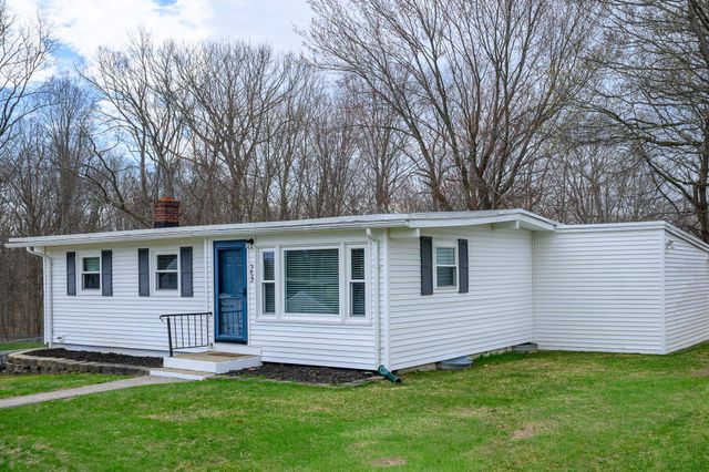 23 Meadow Lane, Greenland, NH 03840