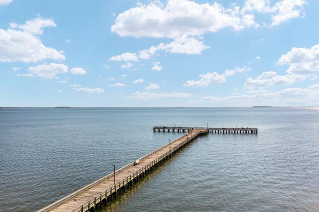 230 LONG POINT RD, Stevensville, MD 21666
