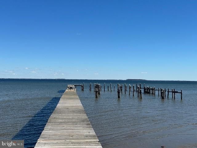 230 LONG POINT RD, Stevensville, MD 21666