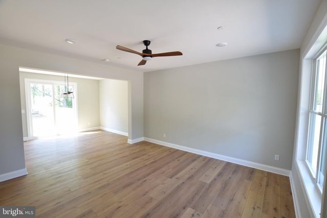 230 LONG POINT RD, Stevensville, MD 21666