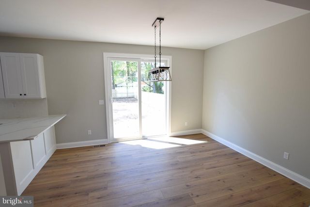 230 LONG POINT RD, Stevensville, MD 21666