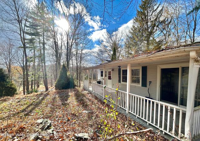 335 Tempaloni Road, Spring Glen, NY 12483