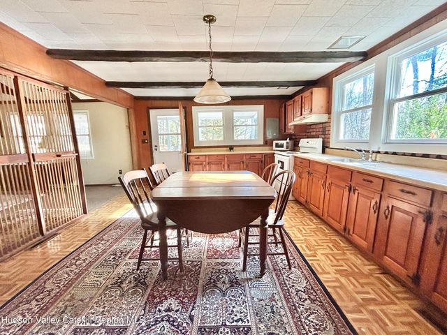 335 Tempaloni Road, Spring Glen, NY 12483