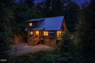 709 Spring Drive, Gatlinburg, TN 37738