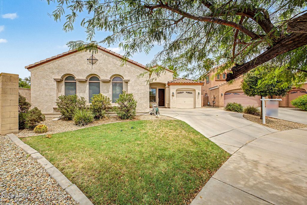 16104 W Mescal Street, Surprise, AZ 85379 — photo 3
