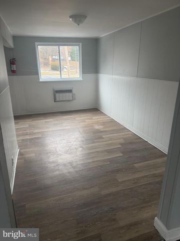 203 CAMBRIDGE RD, Clifton Heights, PA 19018