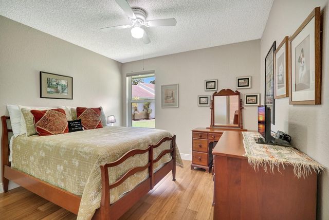 8630 BRIDLE PATH Court 207, Davie, FL 33328