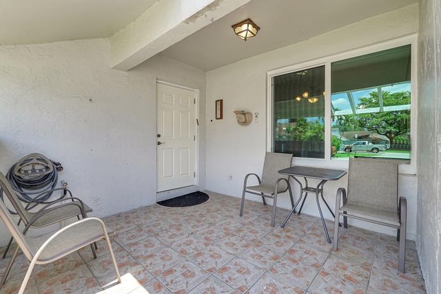 8630 BRIDLE PATH Court 207, Davie, FL 33328