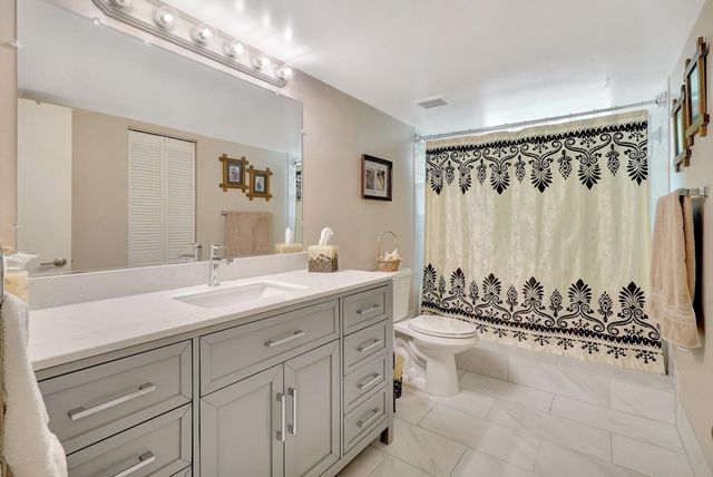8630 BRIDLE PATH Court 207, Davie, FL 33328