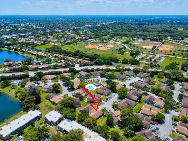8630 BRIDLE PATH Court 207, Davie, FL 33328