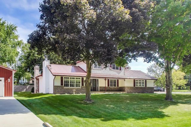 31700 118th STREET, Twin Lakes, WI 53181