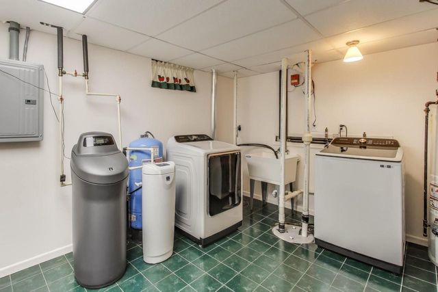 31700 118th STREET, Twin Lakes, WI 53181