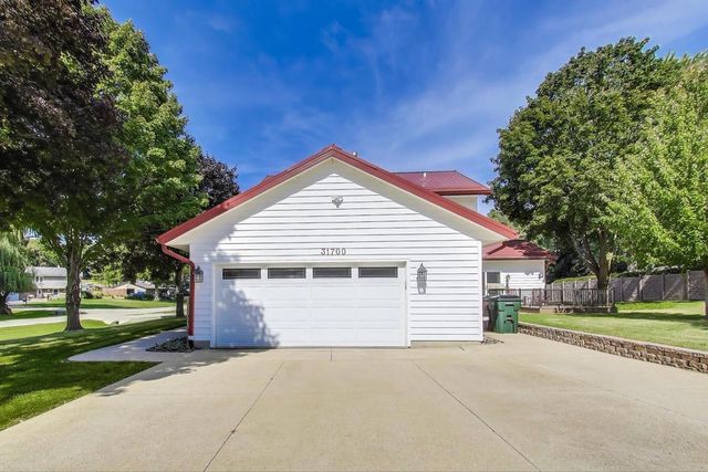 31700 118th STREET, Twin Lakes, WI 53181