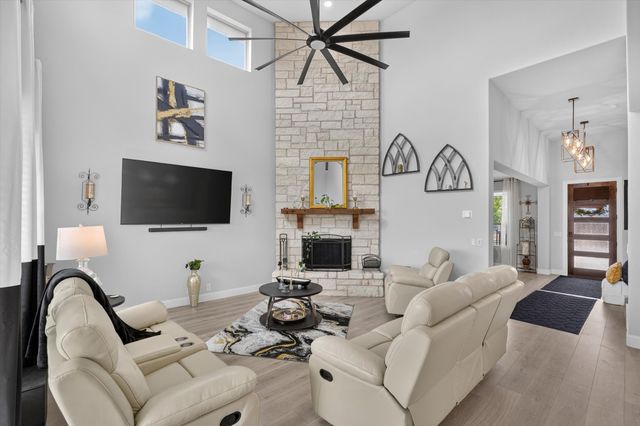 4618 Bel Air Drive, Midlothian, TX 76065