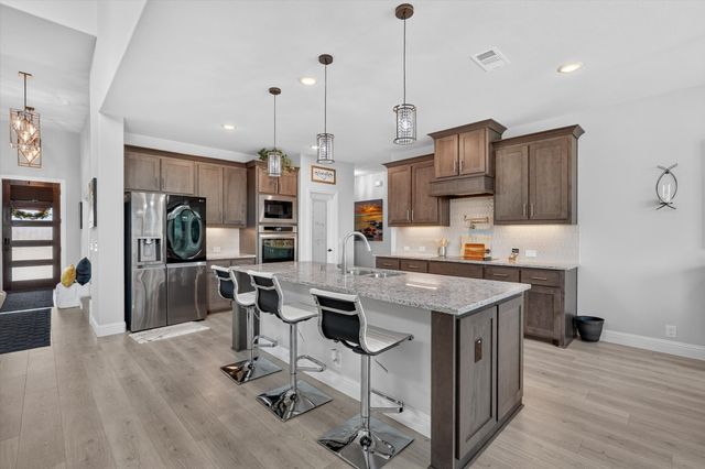 4618 Bel Air Drive, Midlothian, TX 76065
