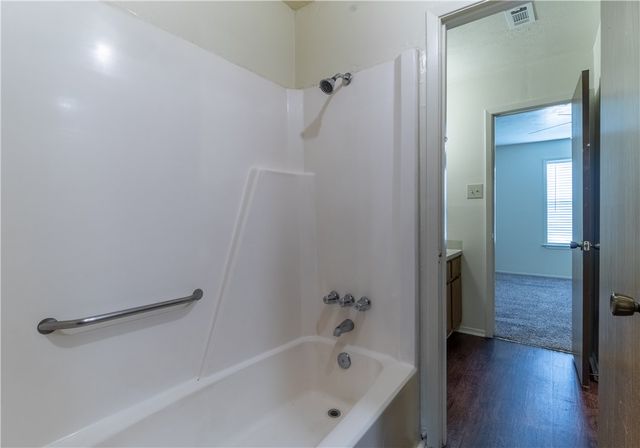 308 Manuel Drive B, College Station, TX 77840