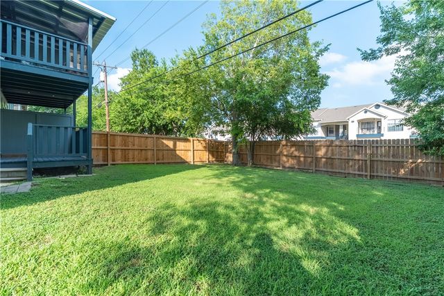 308 Manuel Drive B, College Station, TX 77840