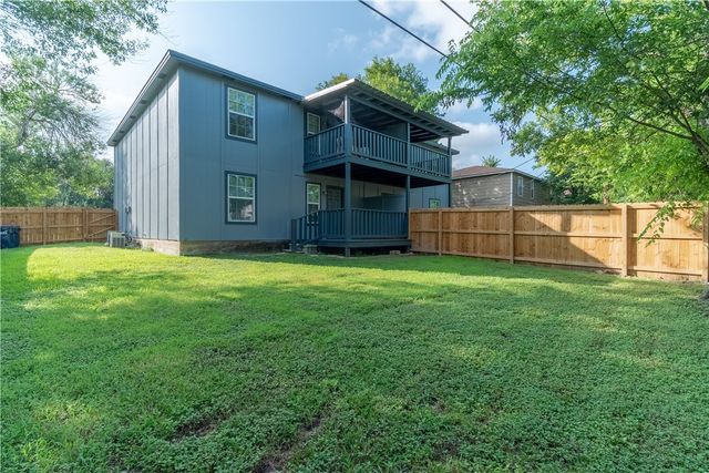 308 Manuel Drive B, College Station, TX 77840