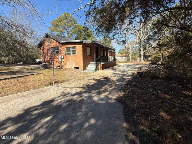 8356 Louisiana Avenue, Gulfport, MS 39501