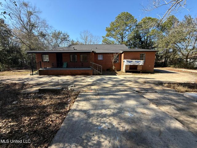 8356 Louisiana Avenue, Gulfport, MS 39501