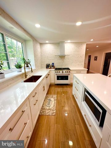 1319 REMINGTON RD, Wynnewood, PA 19096