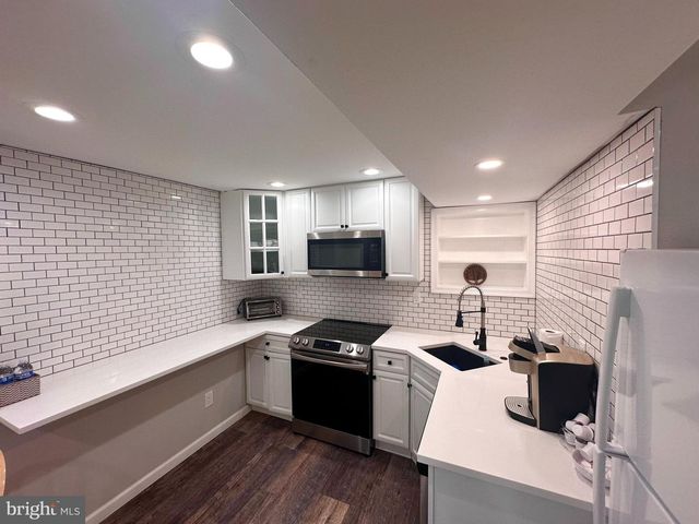 1319 REMINGTON RD, Wynnewood, PA 19096