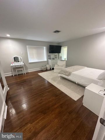 1319 REMINGTON RD, Wynnewood, PA 19096