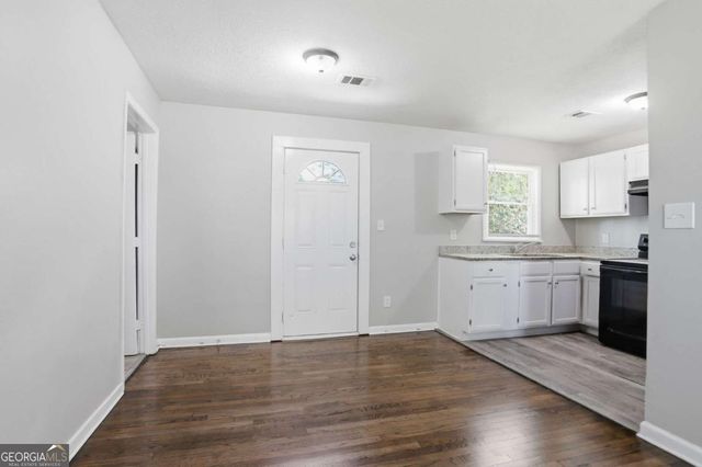 829 Bonneville Terrace NW, Atlanta, GA 30331