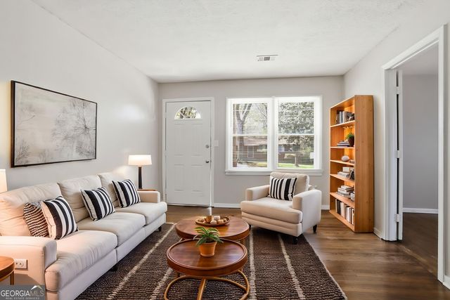 829 Bonneville Terrace NW, Atlanta, GA 30331