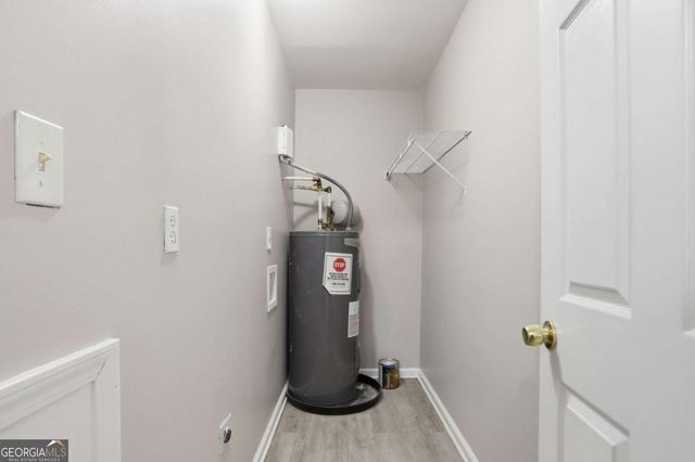 829 Bonneville Terrace NW, Atlanta, GA 30331