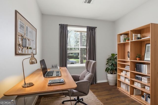 829 Bonneville Terrace NW, Atlanta, GA 30331