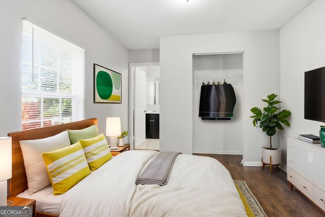 829 Bonneville Terrace NW, Atlanta, GA 30331