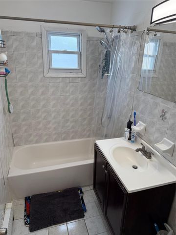 346 Brinsmade Avenue, Bronx, NY 10465