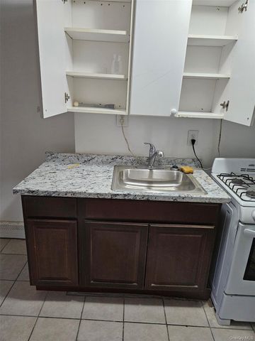 346 Brinsmade Avenue, Bronx, NY 10465