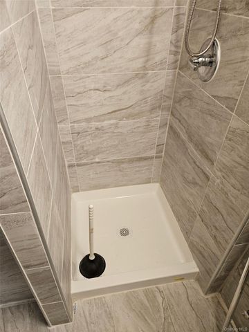 346 Brinsmade Avenue, Bronx, NY 10465