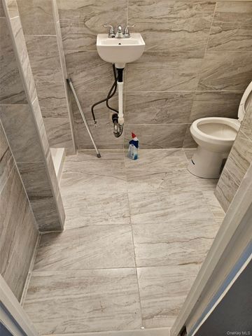 346 Brinsmade Avenue, Bronx, NY 10465