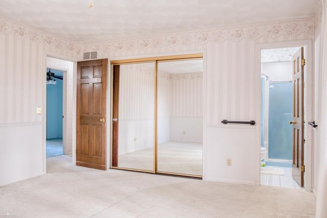 1932 E Hibbard Road, Owosso, MI 48867