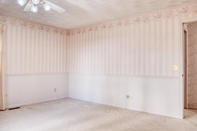 1932 E Hibbard Road, Owosso, MI 48867