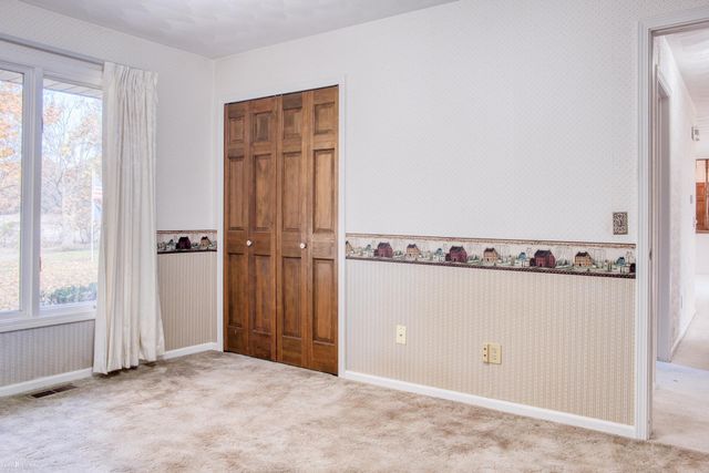 1932 E Hibbard Road, Owosso, MI 48867