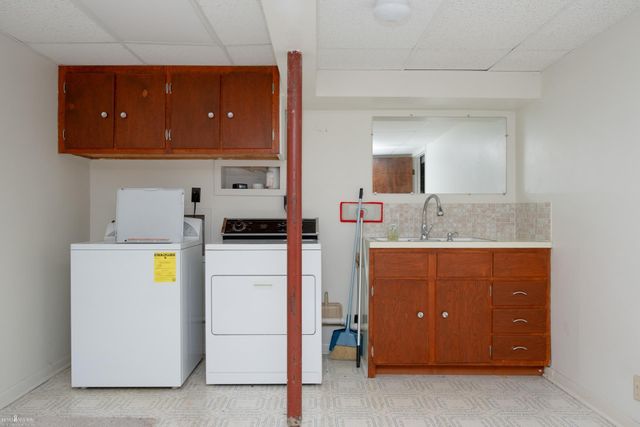 1932 E Hibbard Road, Owosso, MI 48867