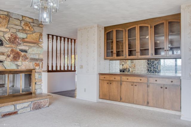 1932 E Hibbard Road, Owosso, MI 48867