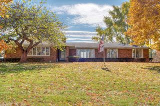 1932 E Hibbard Road, Owosso, MI 48867