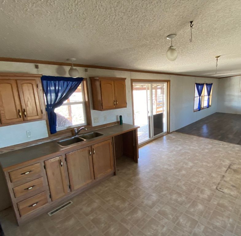 699 Trabing Road, Buffalo, WY 82834 photo 5