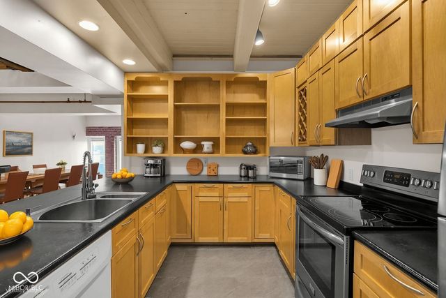 430 N Park Avenue 501, Indianapolis, IN 46202