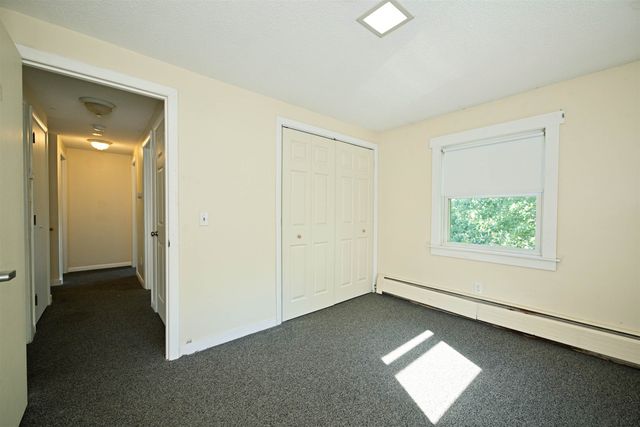 81 Seamans Road, New London, NH 03257