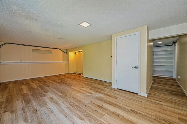 81 Seamans Road, New London, NH 03257